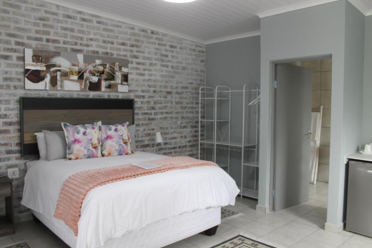 Berry Lane Guesthouse Kroonstad Exterior photo