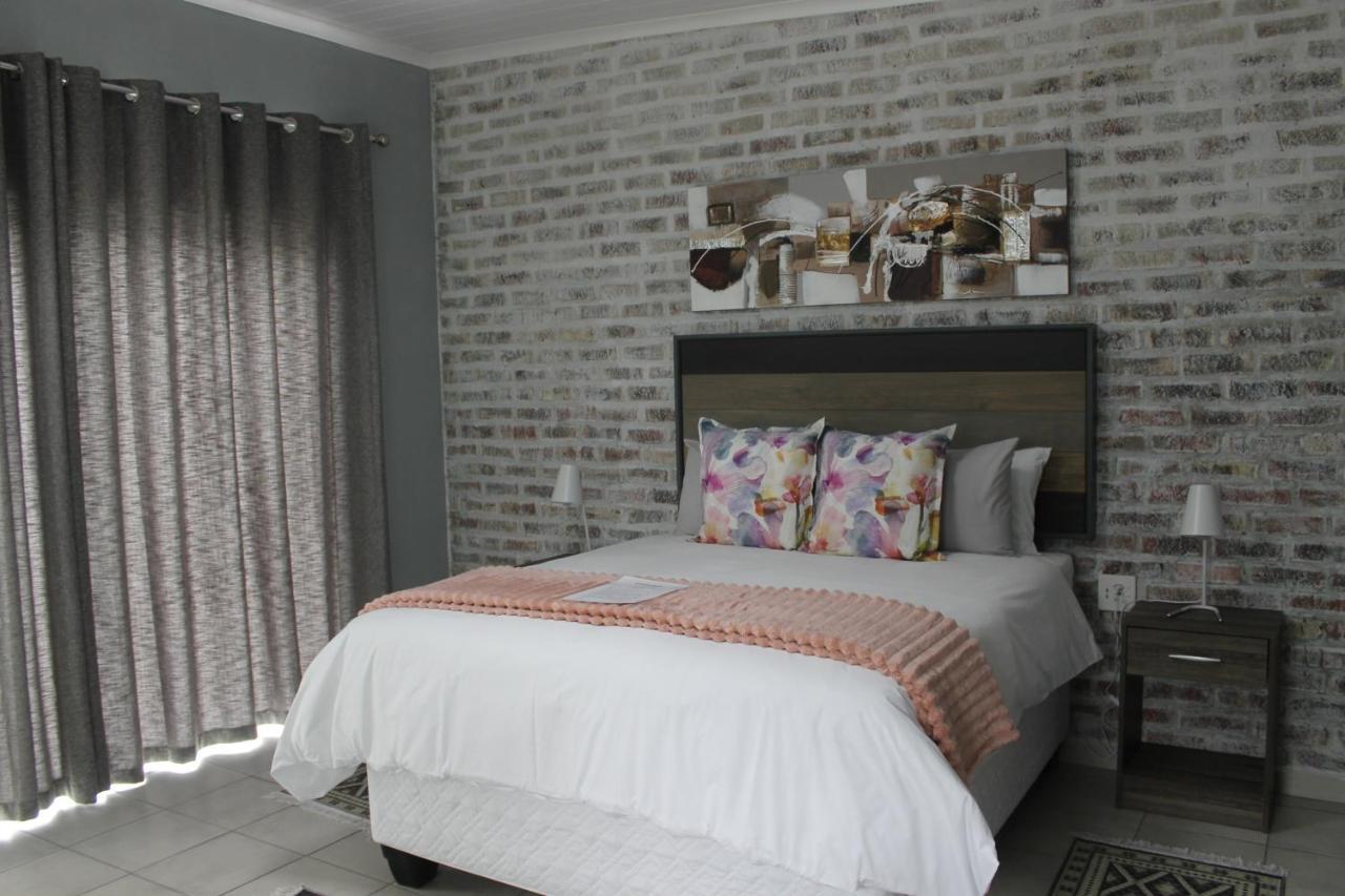 Berry Lane Guesthouse Kroonstad Exterior photo