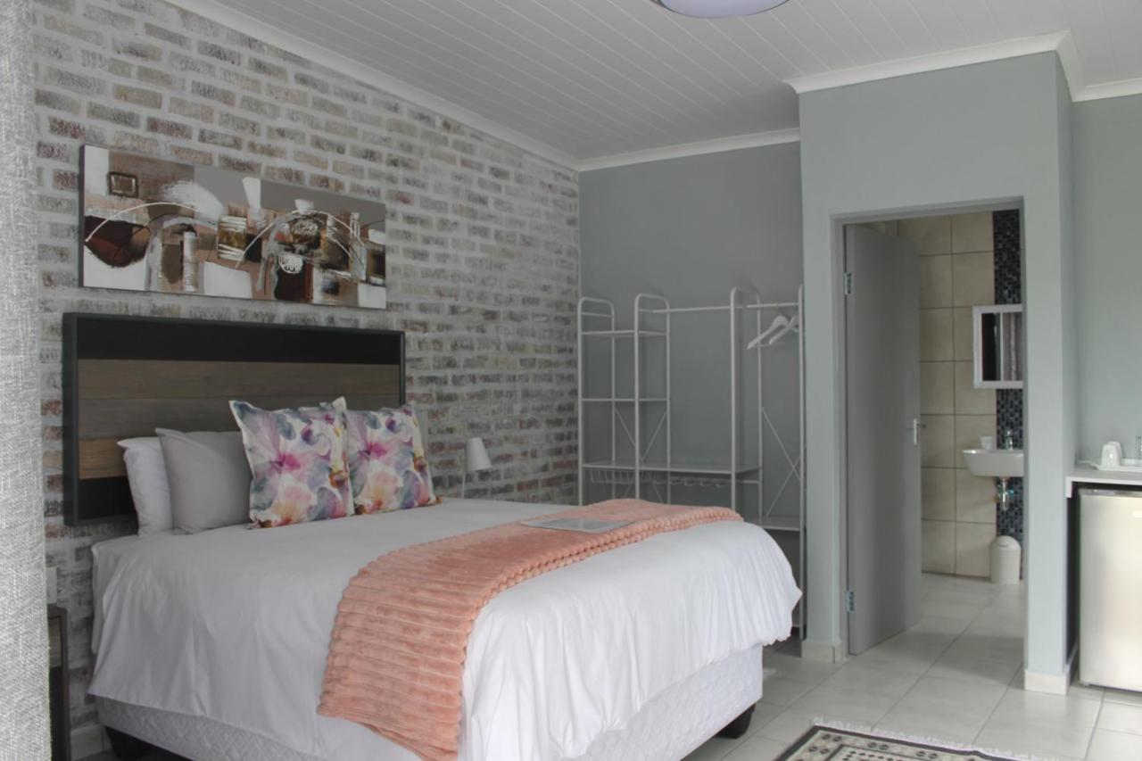 Berry Lane Guesthouse Kroonstad Exterior photo