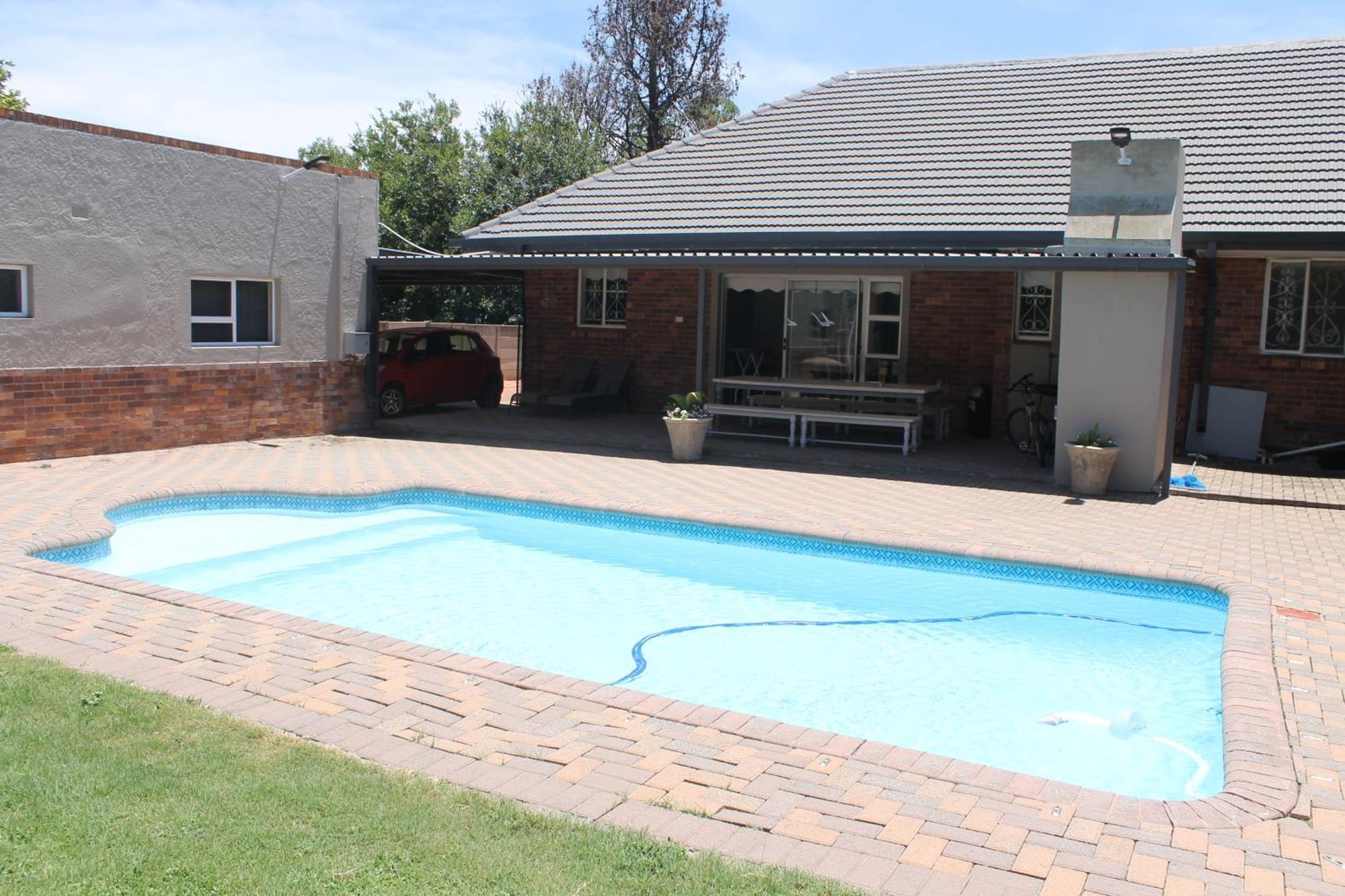 Berry Lane Guesthouse Kroonstad Exterior photo